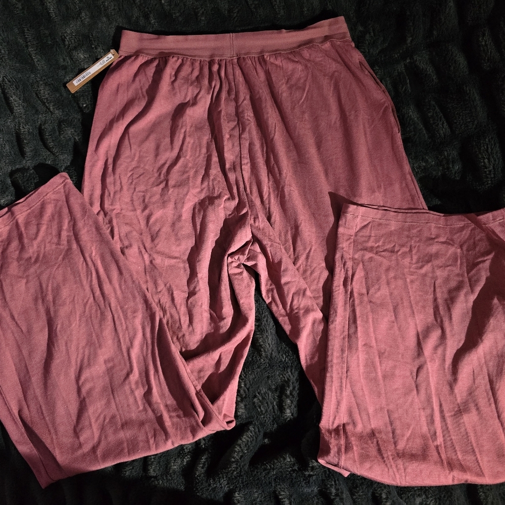 Skims Boyfriend Loose Pant In beet